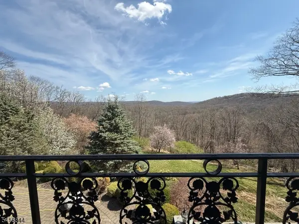 758 Ridge Road Ter, Kinnelon Boro, NJ 07405