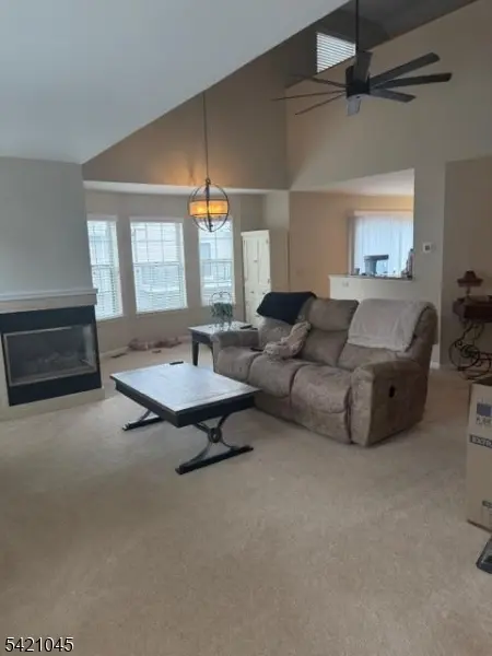 2 Oak Knoll Lane, Bedminster Twp., NJ 07921