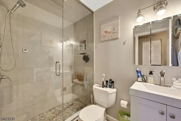 111 Raintree Ln #111, Mahwah Twp., NJ 07430