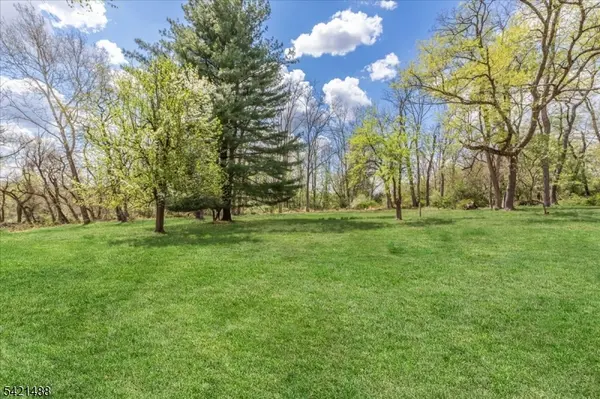 35 Studer Road, Clinton Twp., NJ 08809