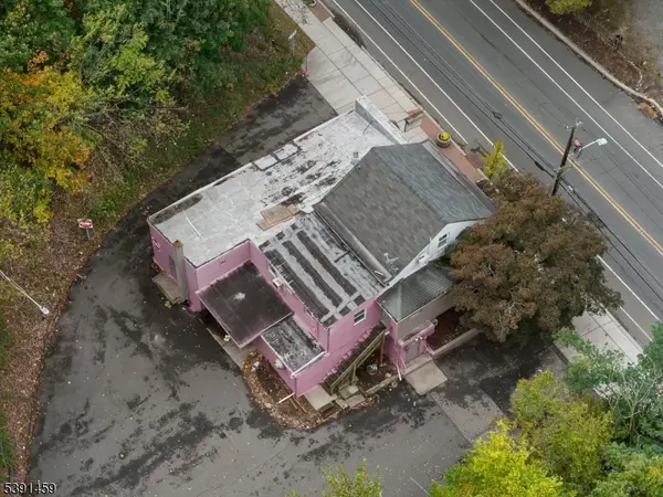 821 Mcbride Ave, Woodland Park, NJ 07424