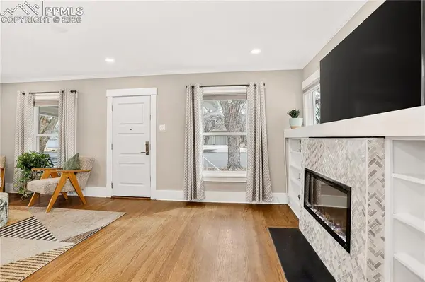 604 E Espanola ST, Colorado Springs, CO 80907