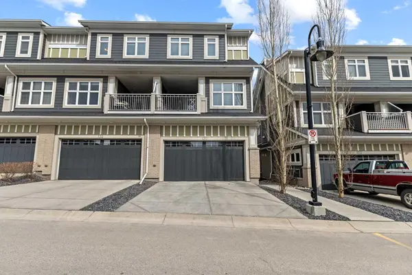 130 Silverado Plains PARK SW, Calgary, AB T2X1Y8