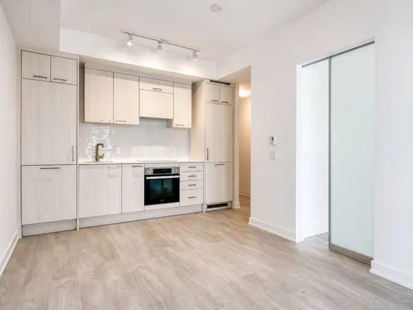 634 Church ST #1406, Toronto C08, ON M4Y 0G9