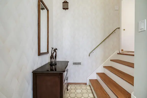 44 Harrington CRES, Toronto C15, ON M2M 2Y5