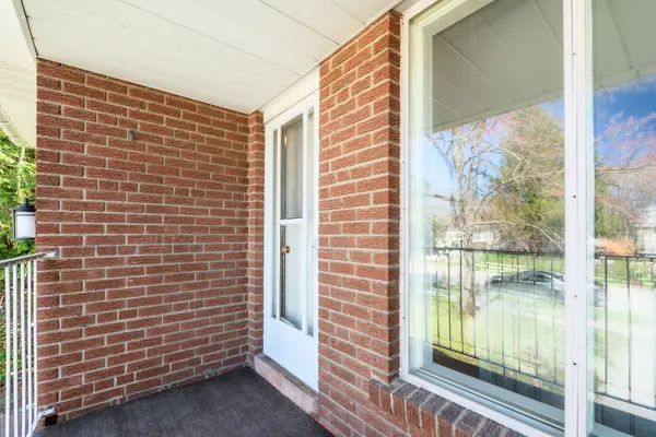 44 Harrington CRES, Toronto C15, ON M2M 2Y5