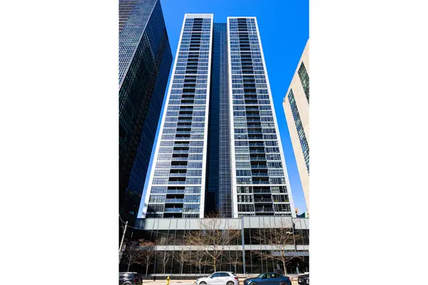 28 Ted Rogers WAY #1012, Toronto C08, ON M4Y 2J4