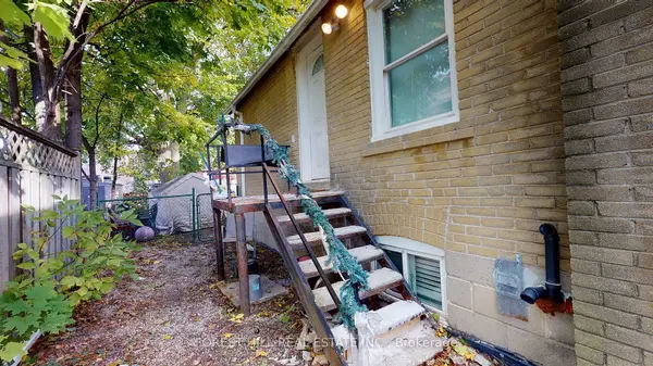 262 Poyntz AVE #2nd floor, Toronto C07, ON M2N 1J7