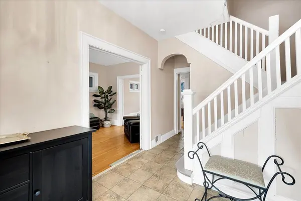 42 Atlas AVE, Toronto C03, ON M6C 3N9