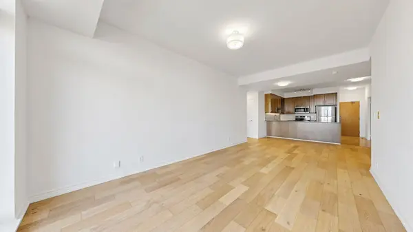 736 Spadina AVE #1807, Toronto C01, ON M5S 2J6