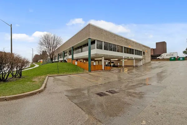 45 McIntosh DR, Markham, ON L3R 8C7