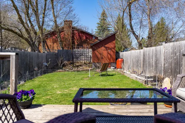 317 Second ST, Collingwood, ON L9Y 1G7