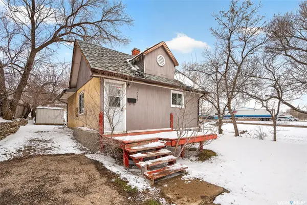 1042 Fairford STREET E, Moose Jaw, SK S6H 0G6