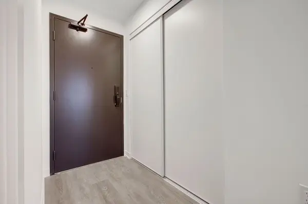 4878 Powers Common #C905, Burlington, ON L7M 2B4