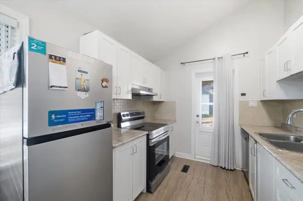 13 Cornwall RD #Upper, Brampton, ON L6W 1M8