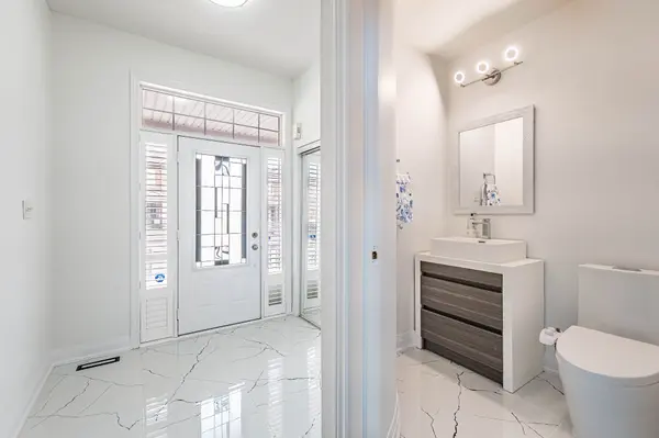 15 Hybrid ST, Brampton, ON L7A 0L5