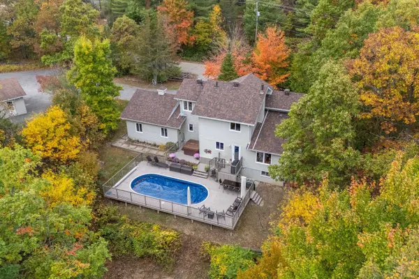 147 Selton RD, Leeds And The Thousand Islands, ON K0E 1L0