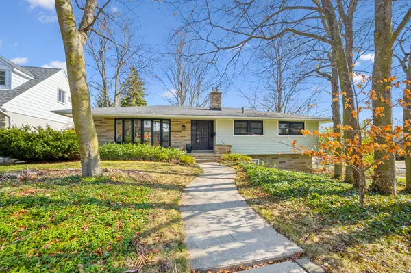 144 Ripplewood CRES, Kitchener, ON N2M 4R8