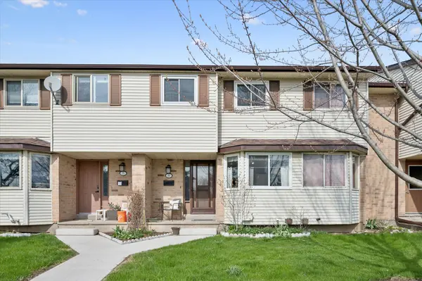 40 Silvercreek Pkwy N #30, Guelph, ON N1H 7X5