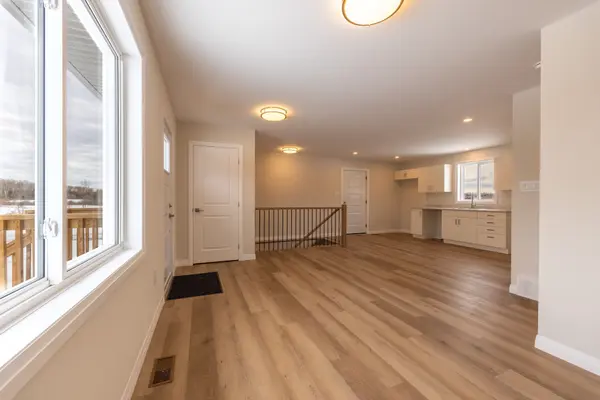 201 Talon CRES S, Bonfield, ON P0H 2E0