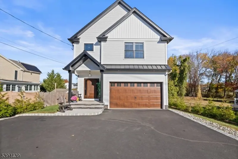 574 Ridgedale Ave, East Hanover Twp., NJ 07936