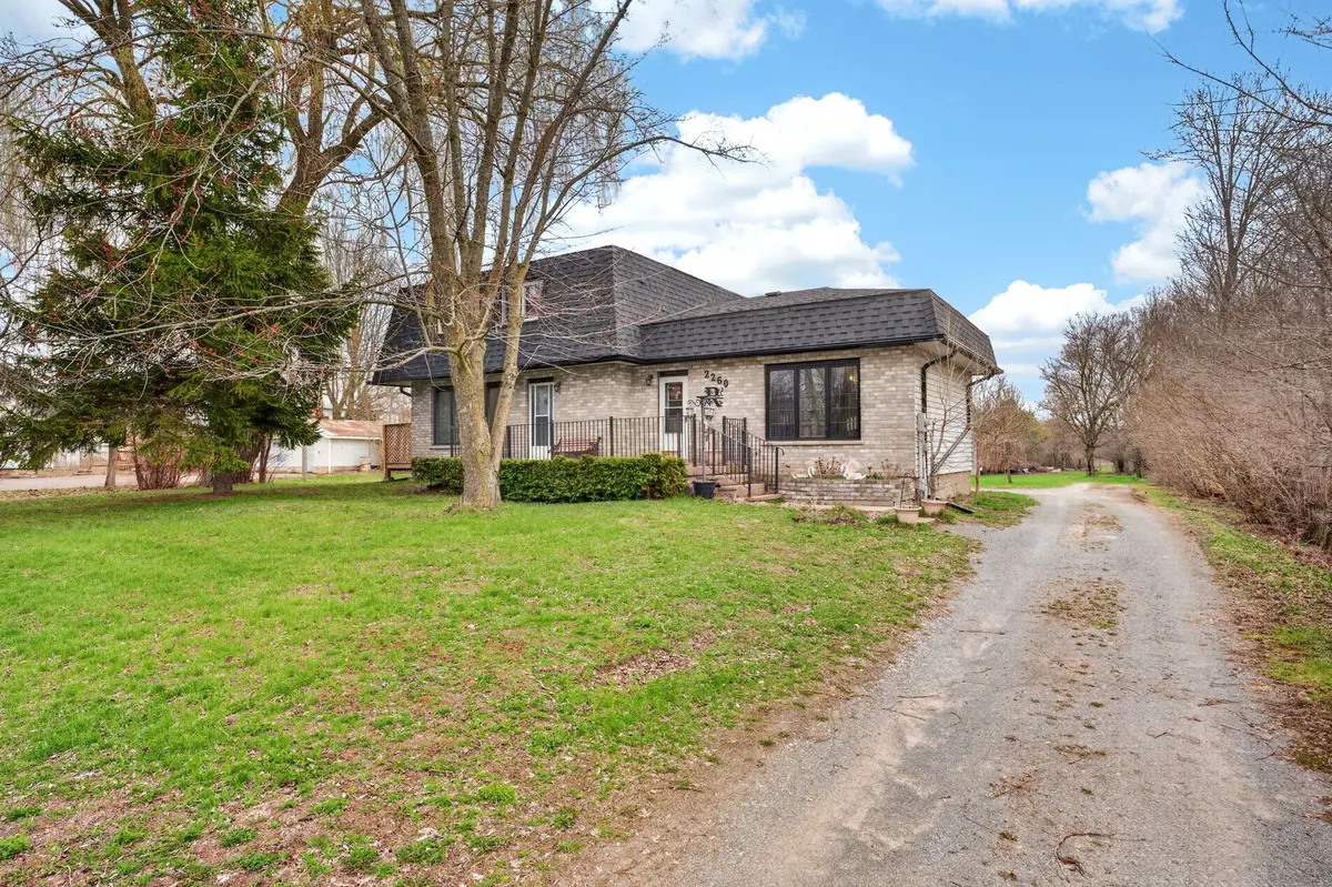 2260 Sydenham RD, Kingston, ON K0H 1M0