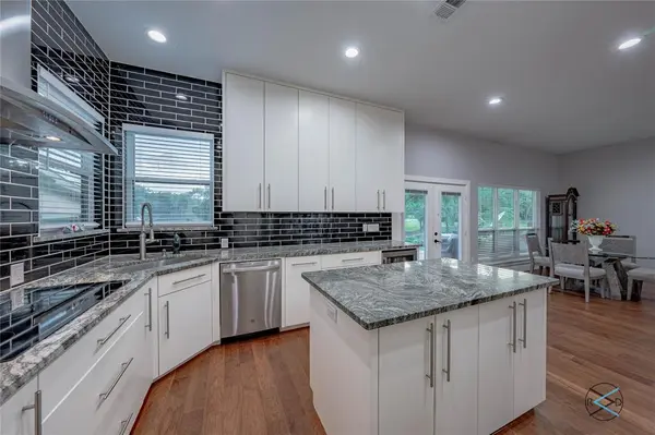 109 Autumn Wood Trail, Gun Barrel City, TX 75156