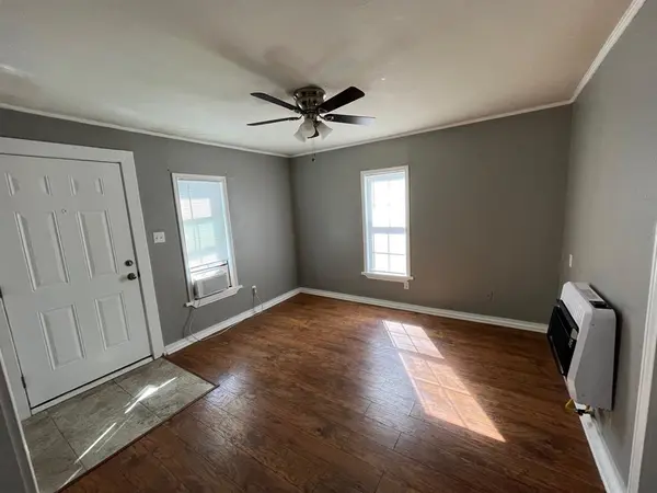 1003 Avenue I, Brownwood, TX 76801