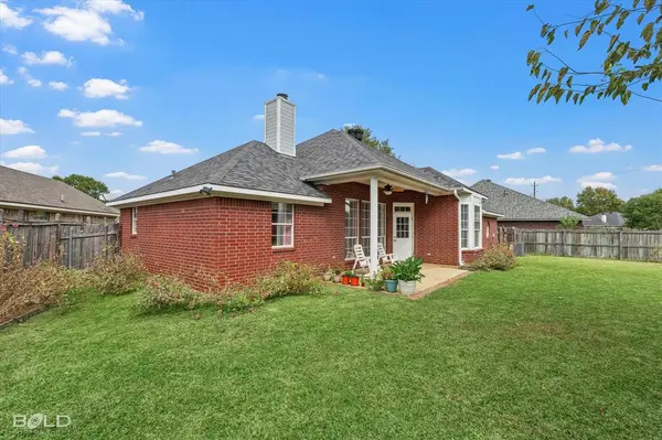 6020 Applegate Circle, Bossier City, LA 71111