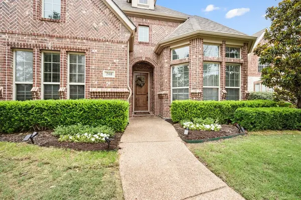 208 Silverado Trail, Keller, TX 76248