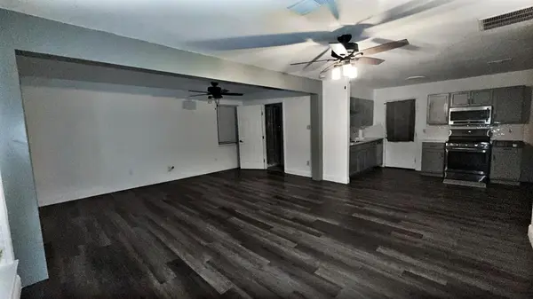 1115 Casa Drive, Mesquite, TX 75149