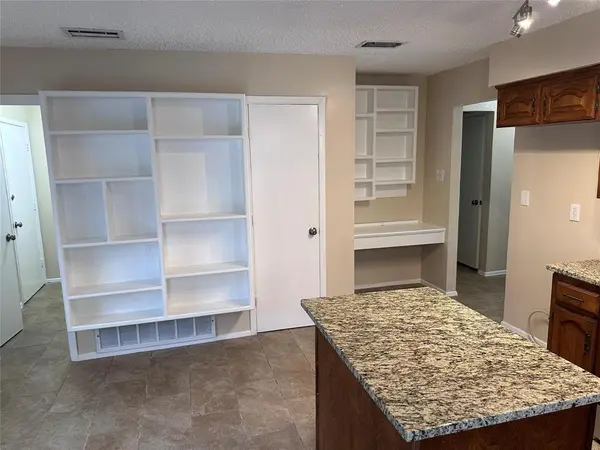 2005 Glencrest Lane, Garland, TX 75040