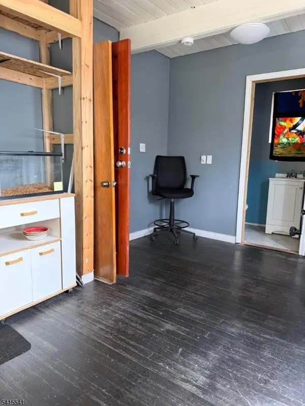 13 Emerson Pl, Newark City, NJ 07114