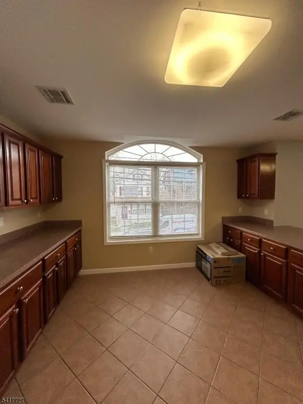 150 Orange St, Bloomfield Twp., NJ 07003