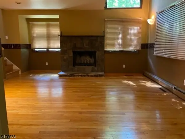 17 Village Way, Vernon Twp., NJ 07462