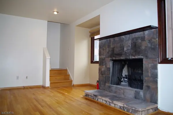 17 Village Way, Vernon Twp., NJ 07462