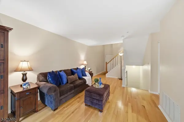 902 Hawley Ct #902, Denville Twp., NJ 07834