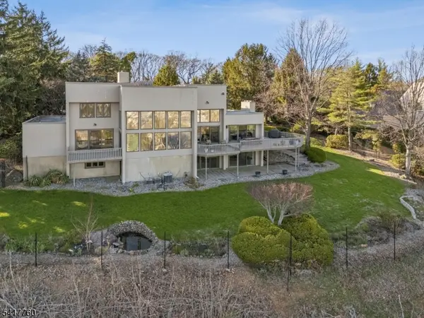 142 Deer Run, Green Brook Twp., NJ 07069