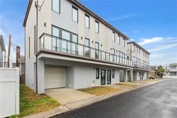 33 Keen CT, Brooklyn, NY 11229