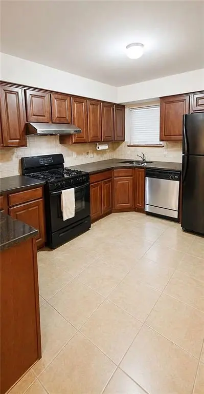 1619 70th ST #1, Brooklyn, NY 11204