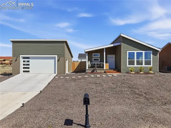 279 W Acorn DR, Pueblo, CO 81007