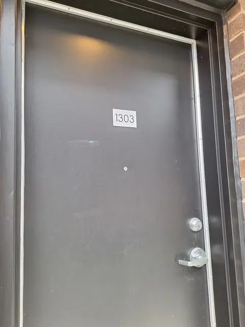 1695 Dersan ST #1303, Pickering, ON L1X 0S9