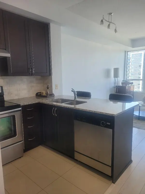 20 North Park RD #1409, Vaughan, ON L4J 0G7