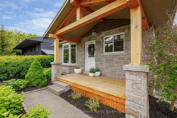 254 Third ST, Collingwood, ON L9Y 4E7