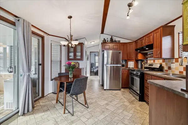 4449 Milburough Line #13 Spruce, Burlington, ON L7P 0C5