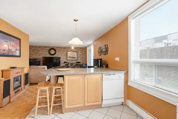 3040 Constitution BLVD #147, Mississauga, ON L4Y 3X7