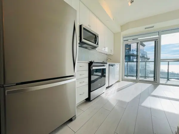 38 Annie Craig DR #1605, Toronto W06, ON M8V 0G9