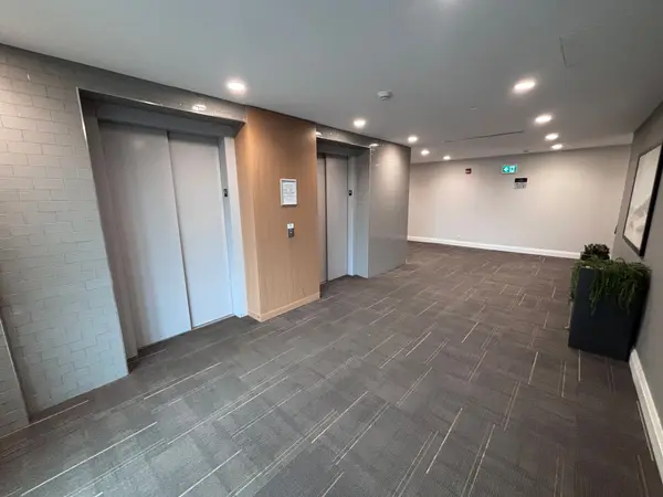 128 Grovewood Common #417, Oakville, ON L9H 0X3