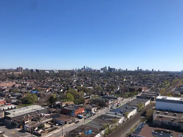 1185 Dupont N/A #1702, Toronto W02, ON M6H 0G5