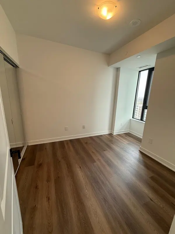 2075 Lakeshore RD #1203, Burlington, ON L7R 0H3